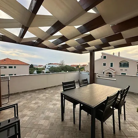 Belegrata * Biograd Na Moru