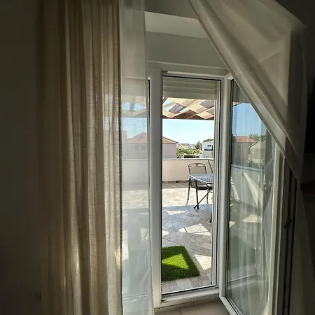 Belegrata * Biograd Na Moru