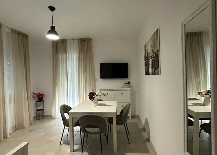 Belegrata Lägenhet Biograd Na Moru