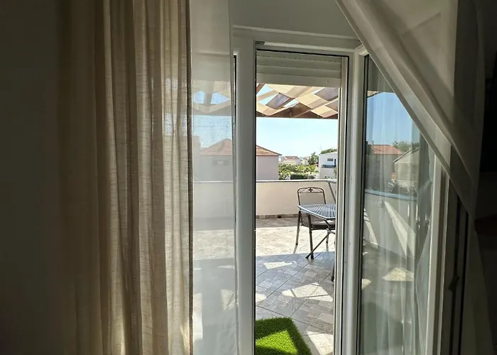 Belegrata * Biograd Na Moru